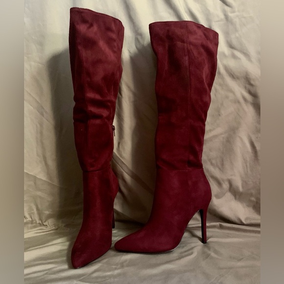 Charles by Charles David Burgundy Tall Heeled Boots - Picture 1 of 10